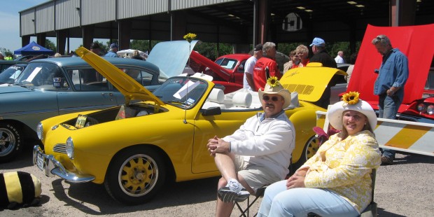 CarShowYellowCoupleJPG